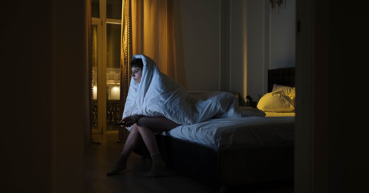 Hot Flashes at Night: Why Night Sweats Wreck Your Sleep